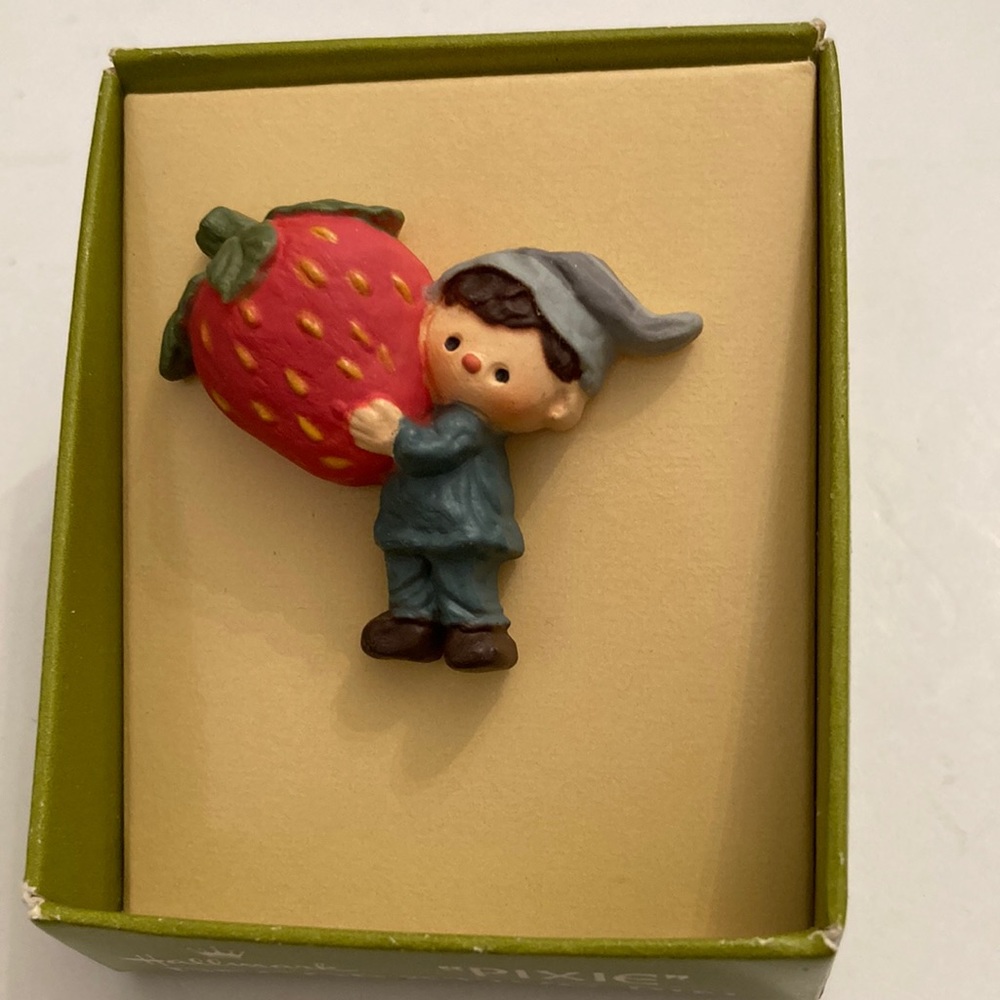 Hallmark pin vintage pixie elf boy strawberry brooch 70’s